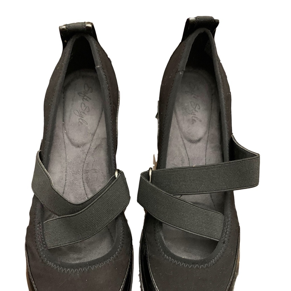 Soft style Haden semi patent flats